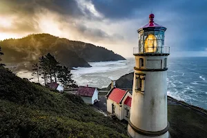 Heceta Head Lighthouse State Scenic Viewpoint image
