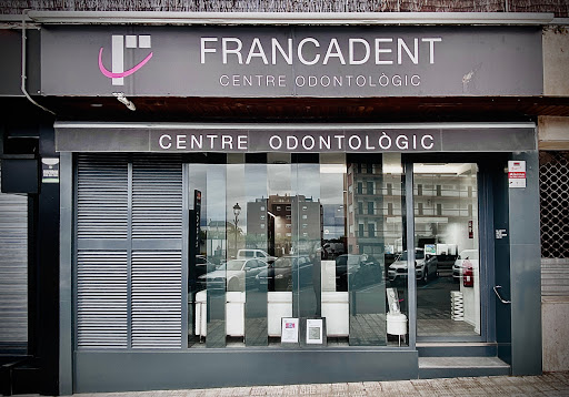 Francadent Centre Odontològic en Sant Vicenç de Montalt, Barcelona