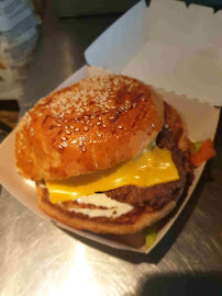 Hamburger du Restauration rapide DELUXE SANDWICH à Cavaillon - n°12