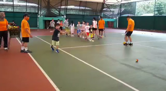 Video - Yayuk Basuki Tennis School