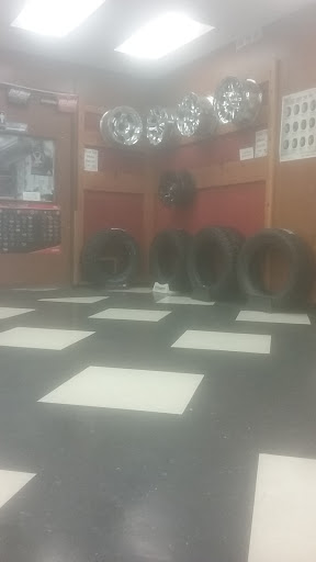 Tire Shop «Tetrault Tire Pros», reviews and photos, 4075 Broadway St, Eureka, CA 95503, USA