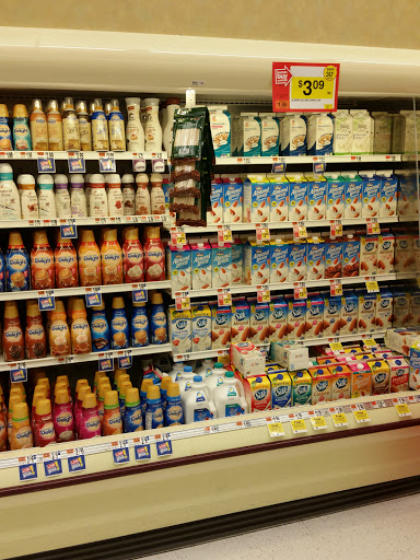 Grocery Store «Giant Food», reviews and photos, 2501 9th Rd S, Arlington, VA 22204, USA