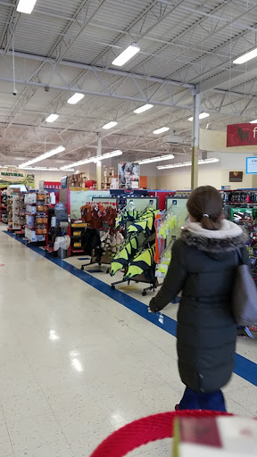 Pet Supply Store «Petco Animal Supplies», reviews and photos, 2255 East Ridge Road, Irondequoit, NY 14622, USA