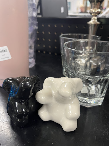 Thrift Store «Metropolitan Ministries Thrift Store», reviews and photos, 2101 N Florida Ave, Tampa, FL 33602, USA