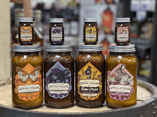 Liquor Store «Peavine Wine & Spirits», reviews and photos, 745 Peavine Rd, Crossville, TN 38571, USA