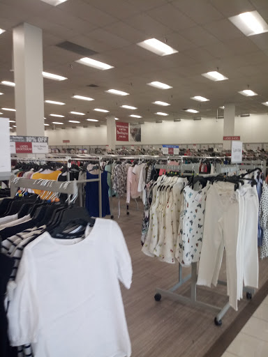 Clothing Store «Burlington Coat Factory», reviews and photos, 6055 E Main St, Columbus, OH 43213, USA