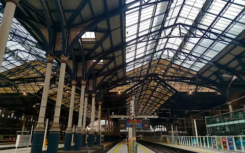 Liverpool Street Station image