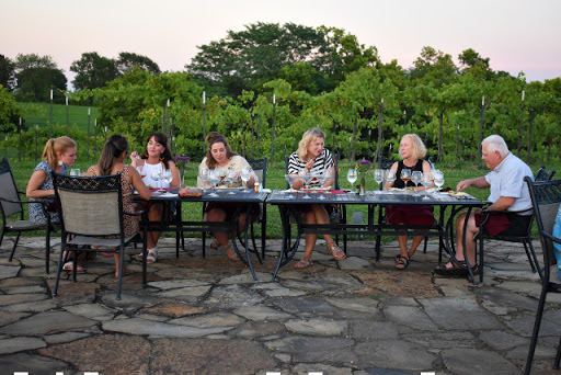 Winery «Fence Stile Vineyards & Winery», reviews and photos, 31010 W 124th St, Excelsior Springs, MO 64024, USA