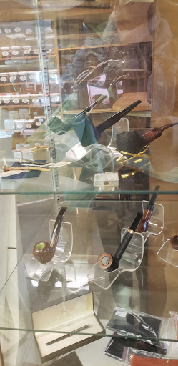 Tobacco Shop «Pipes & Pleasures», reviews and photos, 4244 E Main St, Columbus, OH 43213, USA