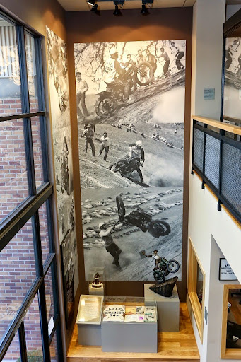 Harley-Davidson Dealer «Mathews Harley-Davidson», reviews and photos, 548 N Blackstone Ave, Fresno, CA 93701, USA