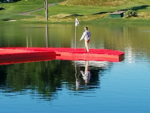 Golf Course «TPC River Highlands», reviews and photos, 1 Golf Club Rd, Cromwell, CT 06416, USA