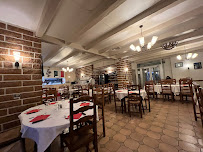 Atmosphère du Trattoria Pizzeria d'Angelo à Courbevoie - n°1
