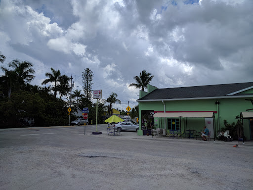 Ice Cream Shop «Great Licks Ice Cream Shop», reviews and photos, 4643 Pine Island Rd, Matlacha, FL 33993, USA