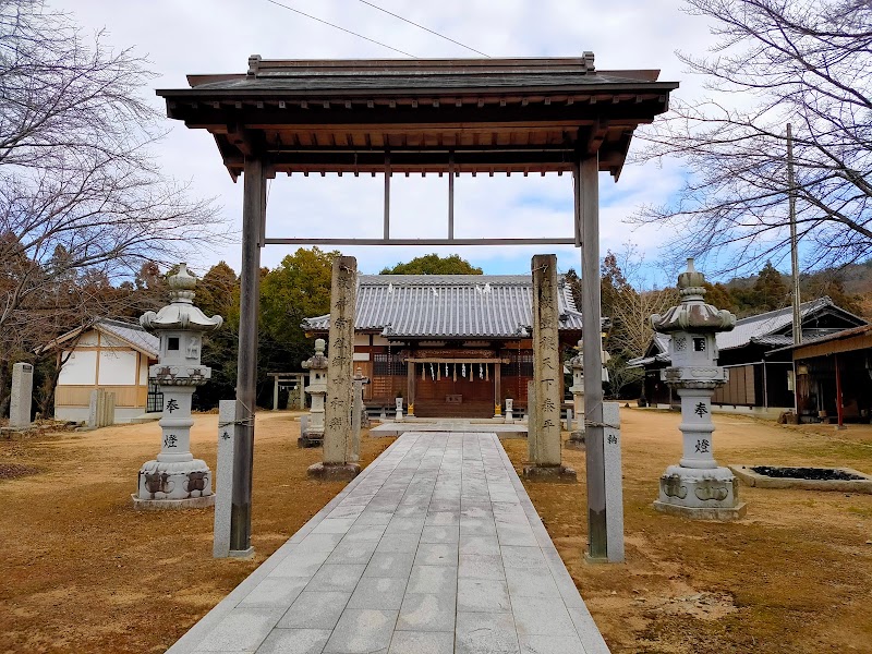 宇閇神社