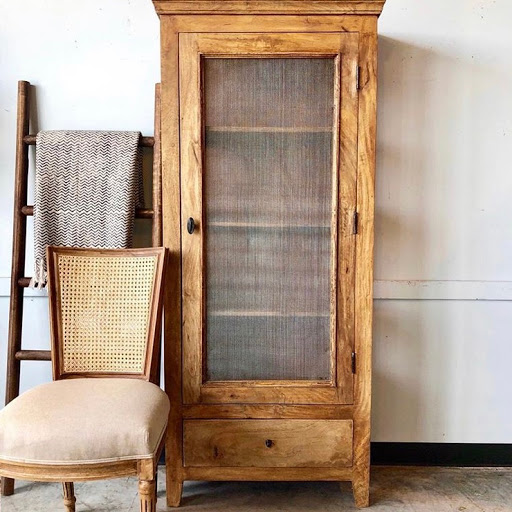 Furniture Store «Nadeau - Furniture with a Soul», reviews and photos, 7400 Kenwood Rd, Cincinnati, OH 45236, USA