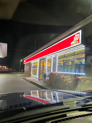 Gas Station «Hewitt Exxon», reviews and photos, 1 Lakeside Rd, Hewitt, NJ 07421, USA