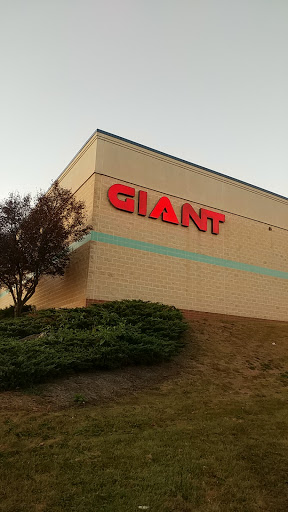Grocery Store «Giant Food Stores», reviews and photos, 611 Main St, Harleysville, PA 19438, USA