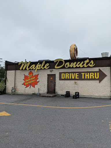Donut Shop «Maple Donuts», reviews and photos, 50 Robinhood Dr, Goldsboro, PA 17319, USA