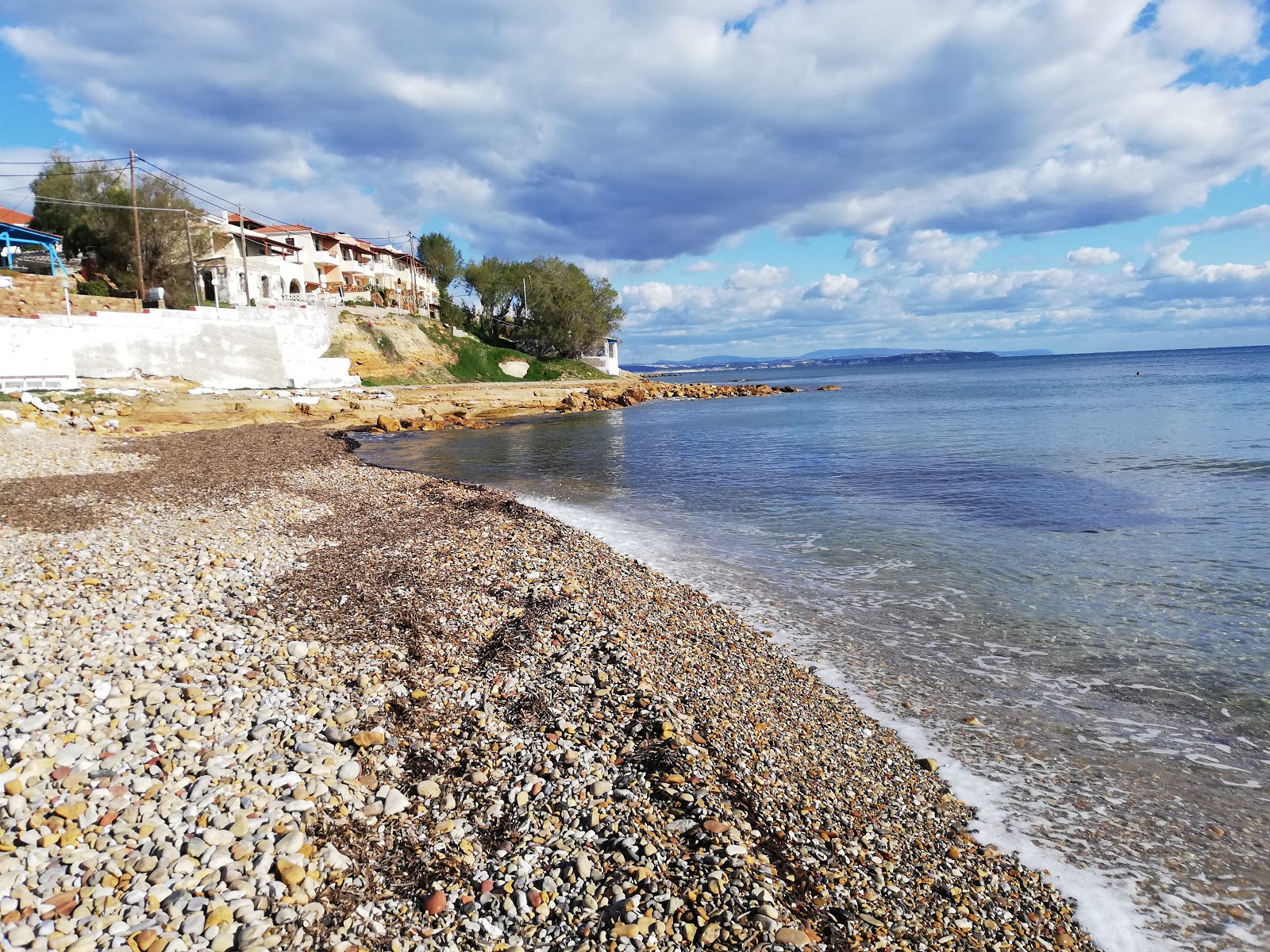 Megas Limnionas'in fotoğrafı ve yerleşim