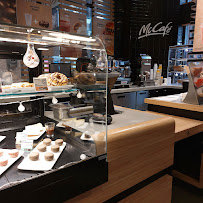 Atmosphère du Restaurant servant le petit-déjeuner McDonald's à Lille - n°7