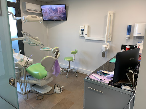 Clínica Dental Pifarré Corró d'Avall en Corró d'Avall, Barcelona