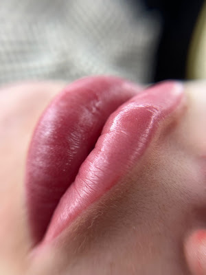 Le Sourcil by Charlotte à Strasbourg