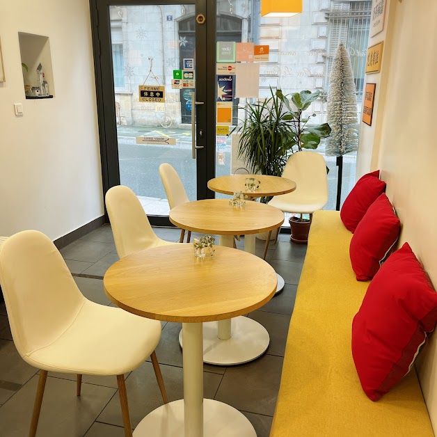 Little Fox Café à Angers