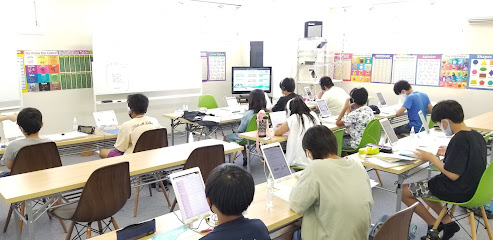 士心塾 / CCN KIDS PROGRAMMING