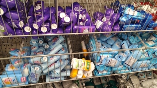 Dollar Store «Dollar Tree», reviews and photos, 116 Dixon Dr, Devine, TX 78016, USA