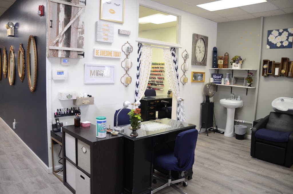 A Touch of Class Salon and Spa 62650