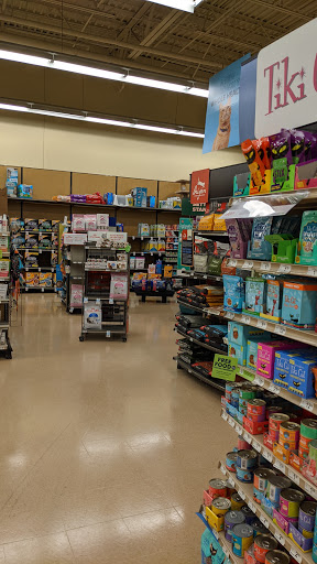 Pet Supply Store «Petco Animal Supplies», reviews and photos, 10315 E Shelby Dr, Collierville, TN 38017, USA