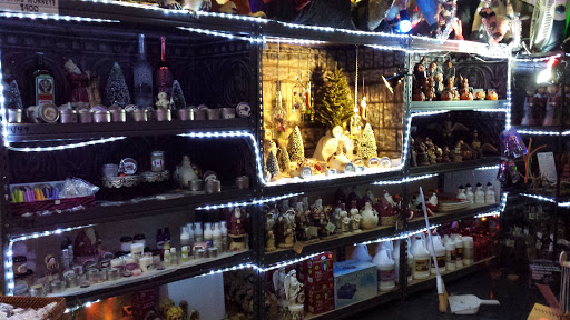 Costume Store «The Holiday Store», reviews and photos, 301 Commerce Ct d, Winter Haven, FL 33880, USA
