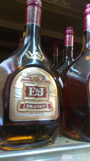 Beer Store «Amelia Liquors Inc», reviews and photos, 225 N Amelia Ave, DeLand, FL 32724, USA