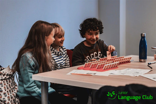 Junior Language Club - DIE Sprachschule für Kinder