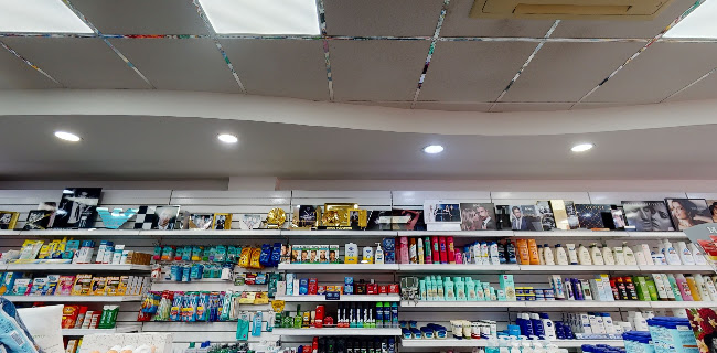 Comments and reviews of Hintons Pharmacy