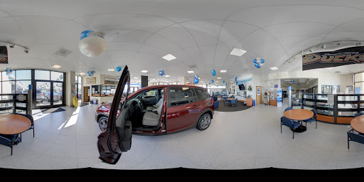 Honda Dealer «Hardin Honda», reviews and photos, 1381 S Auto Center Dr, Anaheim, CA 92806, USA