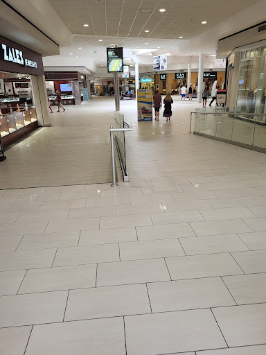 Shopping Mall «College Mall», reviews and photos, 2894 E 3rd St, Bloomington, IN 47401, USA