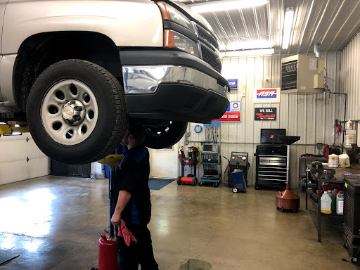 Auto Repair Shop «Myers Garage», reviews and photos, 522 2nd St, Lizton, IN 46149, USA