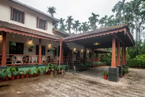 Siddhanta Manor image