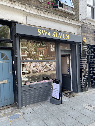 Reviews of Sw4 Seven beauty bar in London - Beauty salon