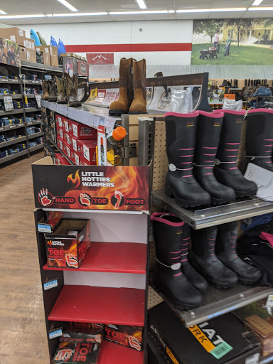 Home Improvement Store «Tractor Supply Co.», reviews and photos, 3015 S 23rd Ave, Greeley, CO 80631, USA