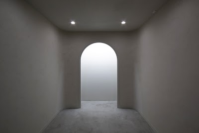 新虎画廊／SHINTORA GARO