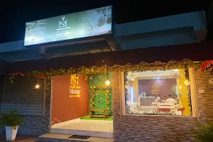 Mirasur Restaurant & Bar image