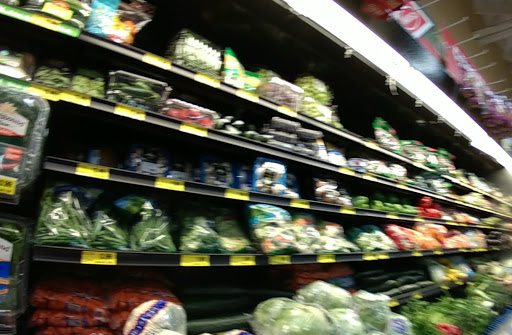 Grocery Store «Grocery Outlet Bargain Market», reviews and photos, 1460 Fitzgerald Dr, Pinole, CA 94564, USA