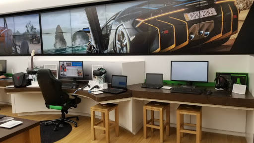 Computer Store «Microsoft Store - Westfield San Francisco Centre», reviews and photos, 845 Market St #257, San Francisco, CA 94103, USA