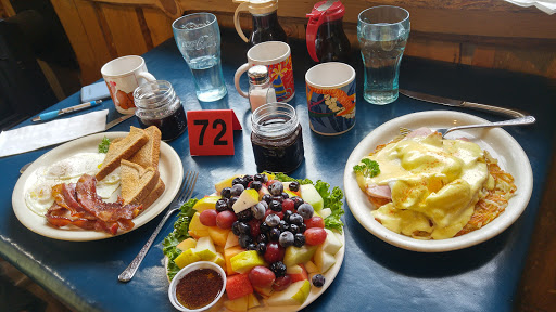 Family Restaurant «Blueberry Hills Farm», reviews and photos, 1315 Washington St, Manson, WA 98831, USA