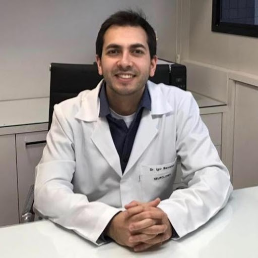 Dr. Igor Barcellos, Neurologista