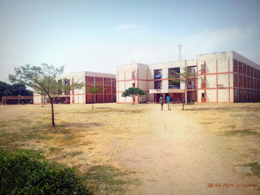 Q-block boys hostel, Minna - Zungeru Rd, Bosso, Minna, Nigeria, Motel, state Niger