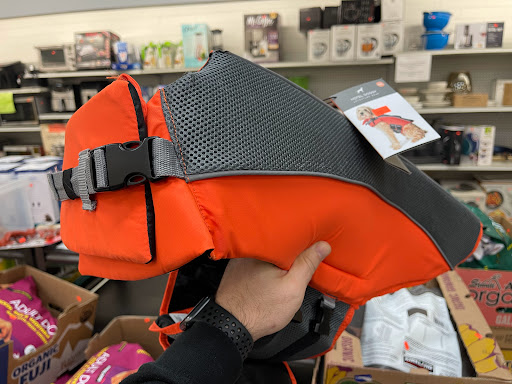 Discount Store «Eagle Bargain Outlet», reviews and photos, 14365 SW Pacific Hwy, Tigard, OR 97224, USA