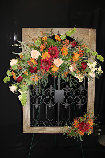 Florist «Flowers by Emily LLC», reviews and photos, 15620 W High St, Middlefield, OH 44062, USA